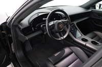 Porsche Taycan vaihtoauto