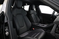 Porsche Taycan vaihtoauto