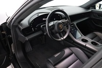 Porsche Taycan vaihtoauto