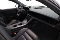 Porsche Taycan vaihtoauto
