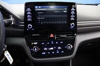 Hyundai IONIQ hybrid vaihtoauto