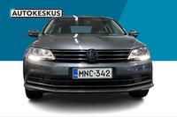 Volkswagen Jetta vaihtoauto
