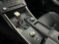 Lexus IS vaihtoauto
