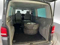 Volkswagen Caravelle vaihtoauto