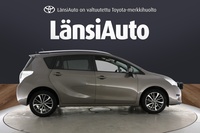 Toyota Verso vaihtoauto