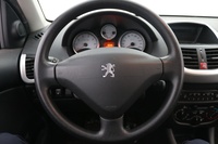Peugeot 206 + vaihtoauto