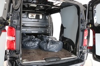 Opel Vivaro vaihtoauto