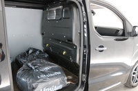 Opel Vivaro vaihtoauto