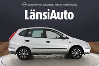 Nissan Almera Tino vaihtoauto