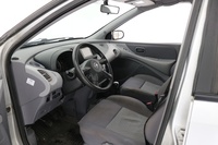 Nissan Almera Tino vaihtoauto