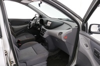 Nissan Almera Tino vaihtoauto