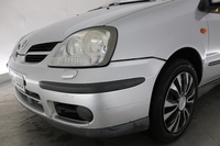 Nissan Almera Tino vaihtoauto