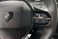 Peugeot e-2008 vaihtoauto