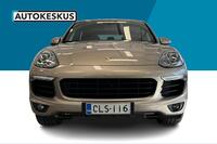 Porsche Cayenne vaihtoauto