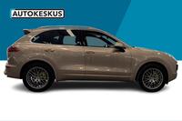 Porsche Cayenne vaihtoauto