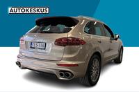 Porsche Cayenne vaihtoauto