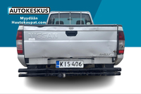 Nissan Pickup vaihtoauto