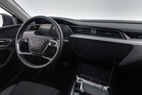 Audi Q8 e-tron vaihtoauto