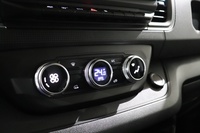 Nissan Primastar vaihtoauto