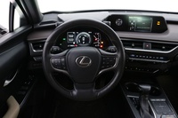 Lexus UX vaihtoauto
