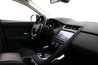 Jaguar E-PACE vaihtoauto