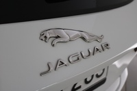 Jaguar E-PACE vaihtoauto