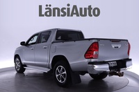 Toyota Hilux vaihtoauto