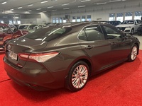 Toyota Camry vaihtoauto