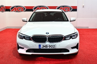 BMW 330 vaihtoauto