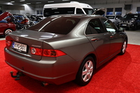 Honda Accord vaihtoauto