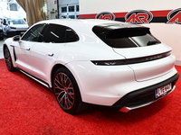 Porsche Taycan vaihtoauto
