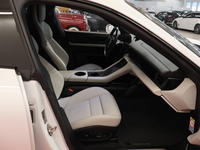 Porsche Taycan vaihtoauto