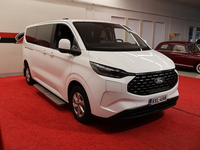 Ford Tourneo Custom vaihtoauto