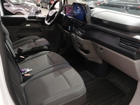 Ford Tourneo Custom vaihtoauto