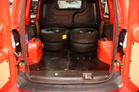 Ford Transit Courier vaihtoauto