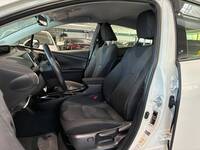 Toyota Prius Plug-in vaihtoauto