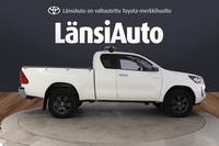 Toyota Hilux vaihtoauto