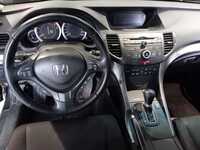 Honda Accord vaihtoauto