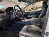 Toyota Camry vaihtoauto