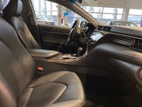 Toyota Camry vaihtoauto