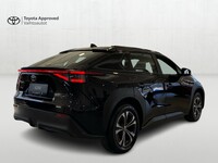 Toyota bZ4X vaihtoauto