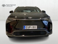 Toyota bZ4X vaihtoauto