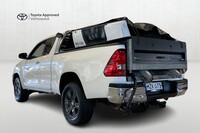 Toyota Hilux vaihtoauto