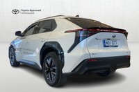 Toyota bZ4X vaihtoauto