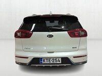 Kia Niro plug-in vaihtoauto