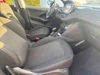 Peugeot 208 vaihtoauto