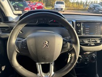 Peugeot 208 vaihtoauto