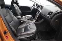 Volvo V40 Cross Country vaihtoauto