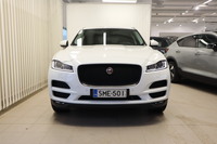 Jaguar F-PACE vaihtoauto