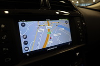 Jaguar F-PACE vaihtoauto